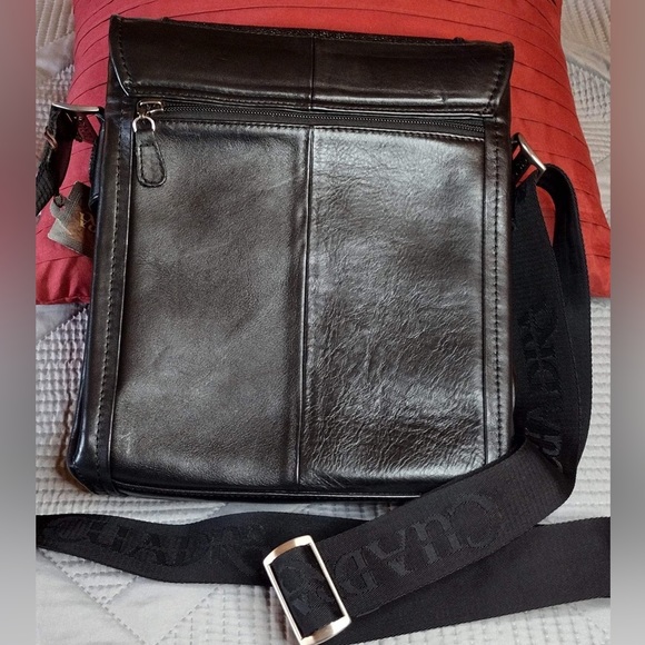 Black Cuadra man bag - Picture 2 of 2